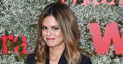 Rachel Bilson’s Most NSFW Sex Confessions。